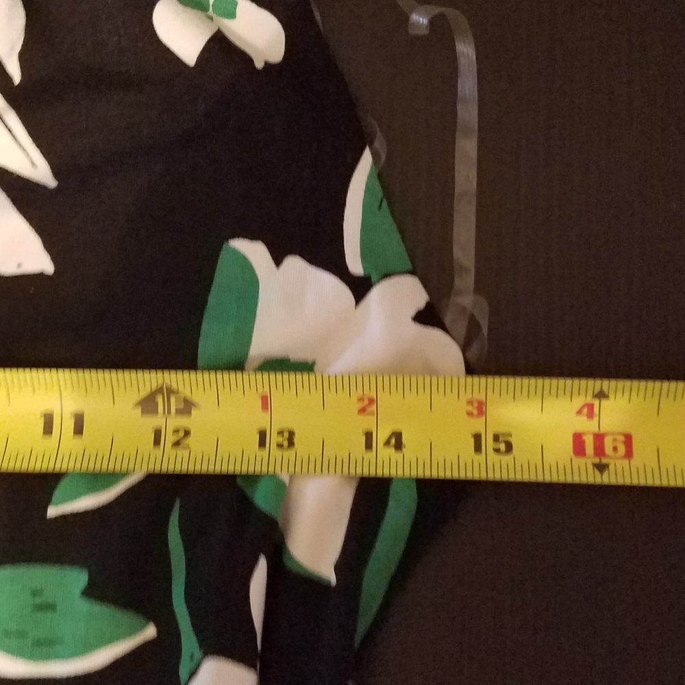 A New Day Floral Wrap Dress (B6) - Picture 5 of 6